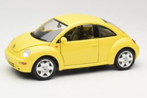 Volkswagen New Beetle Sárga Bburago 1:18 BEETLE001 Fém