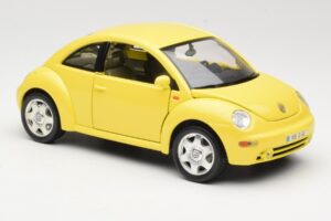 Volkswagen New Beetle Sárga Bburago 1:18 BEETLE001 Fém – 6. kép a 8-ből