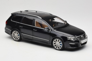 Volkswagen Passat B6 R36 Variant Fekete NZG 1:18 KF044-4A Fém – 6. kép a 8-ből