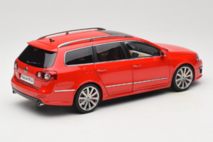 Volkswagen Passat B6 R36 Variant Piros NZG 1:18 KF044-5 Fém – 3. kép a 8-ből