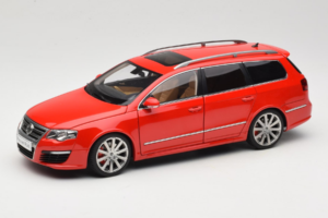 Volkswagen Passat B6 R36 Variant Piros NZG 1:18 KF044-5 Fém