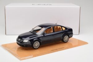 Volkswagen Passat W8 B5.5 Indigo Blue DNA 1:18 DNA000029 Fém – 6. kép a 6-ből