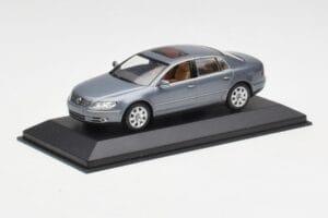 Volkswagen Phaeton 3D Szürke Minichamps 1:43 3D0099300GPR7Q Fém – 2. kép a 4-ből