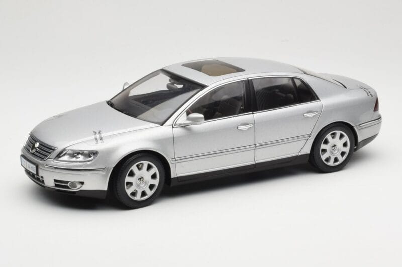 Volkswagen Phaeton D1 Silver Metallic AUTOart 1:18 79742 Fém