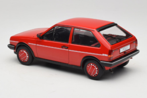 Volkswagen Polo II Coupe Fox MCG 1:18 MCG18523 Fém – 5. kép a 6-ből