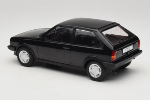 Volkswagen Polo II Coupe G40 Fekete MCG 1:18 MCG18524 Fém – 5. kép a 6-ből