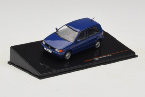 Volkswagen Polo Mk3 Kék IXO 1:43 CLC579N Fém – 2. kép a 4-ből