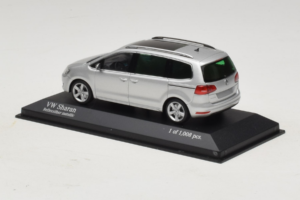 Volkswagen Sharan Ezüst Minichamps 1:43 400058101 Fém – 3. kép a 5-ből