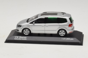 Volkswagen Sharan Ezüst Minichamps 1:43 400058101 Fém