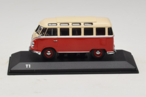 Volkswagen T1 Piros Bézs Minichamps 1:43 231099300Y3D Fém