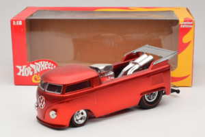 Volkswagen T1 Truck Piros Hot Wheels 1:18 J2895 Fém – 8. kép a 8-ből