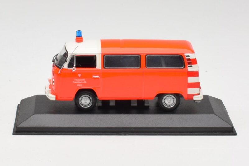 Volkswagen T2 Bus Tűzoltóság Frankfurt Minichamps 1:43 Volkswagen T2 Bus Tűzoltóság Frankfurt Minichamps 1:43 400053091-R Fém