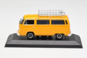 Volkswagen T2 Bus Sárga Minichamps 1:43 400053002 Fém