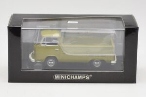 Volkswagen T2 Platós Zöld Minichamps 1:43 400053202 Fém – 4. kép a 4-ből