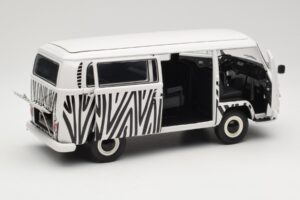 Volkswagen T2a Bus Safari Schuco 1:18 00191 Fém – 2. kép a 8-ből