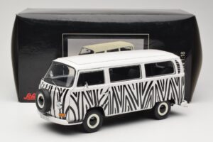 Volkswagen T2a Bus Safari Schuco 1:18 00191 Fém – 8. kép a 8-ből