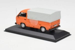 Volkswagen T3 Platós Narancssárga Minichamps 1:43 400055200 Fém – 3. kép a 4-ből