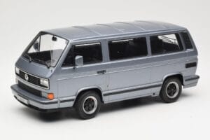 Volkswagen T3 Porsche B32 Minibus Kék KK-Scale 1:18 KKDC180221 Fém