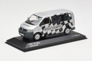 Volkswagen T5 Bus Minichamps Edition Minichamps 1:43 400052202 Fém – 2. kép a 4-ből