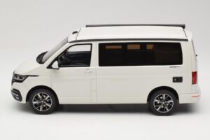 Volkswagen T6.1 California Ocean Candy White Otto 1:18 OT488 Gyanta – 3. kép a 6-ből