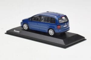 Volkswagen Touran Kék Minichamps 1:43 TOURAN002 Fém – 3. kép a 4-ből