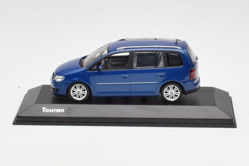 Volkswagen Touran Kék Minichamps 1:43 TOURAN002 Fém