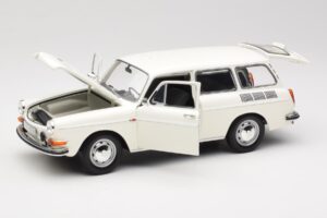 Volkswagen Type 3 1600 L Variant Rendőrség Minichamps 1:18 100051091 Fém – 2. kép a 8-ből