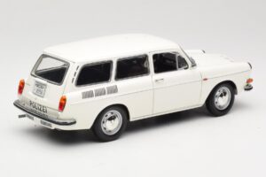 Volkswagen Type 3 1600 L Variant Rendőrség Minichamps 1:18 100051091 Fém – 3. kép a 8-ből