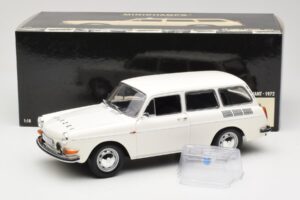 Volkswagen Type 3 1600 L Variant Rendőrség Minichamps 1:18 100051091 Fém – 8. kép a 8-ből