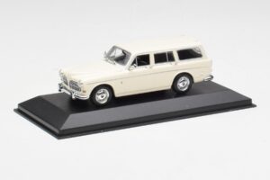 Volvo 121 Amazon Kombi Fehér Minichamps 1:43 430171010 Fém – 2. kép a 4-ből
