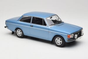 Volvo 142 Világoskék MCG 1:18 MCG18444 Fém – 4. kép a 6-ből