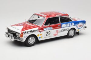 Volvo 142 #29 M. Alen / I. Kivimaki Rally 1000 Lakes 1973 MCG 1:18 MCG18528R Fém