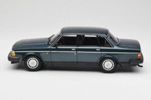 Volvo 240 GL Petrol Metallic Minichamps 1:18 155171407 Fém – 3. kép a 6-ből