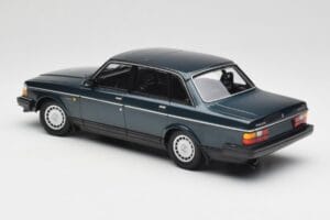 Volvo 240 GL Petrol Metallic Minichamps 1:18 155171407 Fém – 5. kép a 6-ből