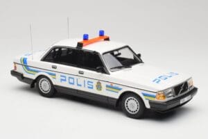 Volvo 240 GL Polis Sweden Minichamps 1:18 155171490 Fém – 4. kép a 6-ből