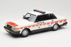 Volvo 240 GL Politie Netherlands Minichamps 1:18 155171498 Fém