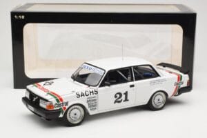 Volvo 240 Turbo #21 P. Stureson DTM Winner Wunstorf 1985 AUTOart 1:18 88592 Fém – 8. kép a 8-ből