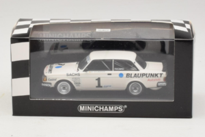 Volvo 240 Turbo #1 P. Stureson IPS Motorsport DTM 1986 Minichamps 1:43 400861701 Fém – 4. kép a 4-ből
