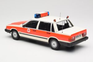 Volvo 740 GL DRK Aschaffenburg Minichamps 1:18 155171790 Fém – 5. kép a 6-ből