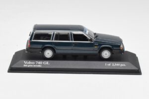 Volvo 740 GL Estate Kékeszöld Metál Minichamps 1:43 943171713 Fém