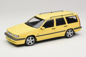 Volvo 850 T-5R Kombi Cream Yellow AUTOart 1:18 79506 Fém