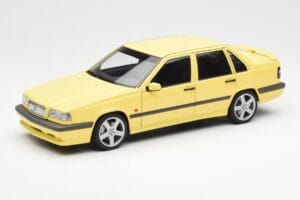Volvo 850 T-5R Sárga AUTOart 1:18 79501 Fém