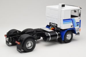 Volvo F12 Kék Fehér Road Kings 1:18 RK180033 Fém – 3. kép a 8-ből