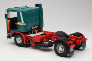 Volvo F1220 Zöld Piros Road Kings 1:18 RK180032 Fém – 5. kép a 8-ből