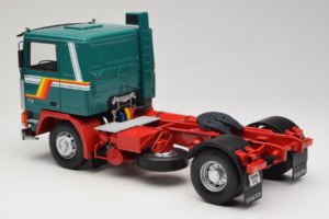 Volvo F1220 Zöld Piros Road Kings 1:18 RK180032 Fém – 7. kép a 8-ből