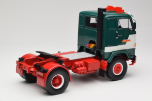 Volvo F88 Bilspedition Zöld Fehér MCG 1:18 MCG18139 Fém – 3. kép a 8-ből