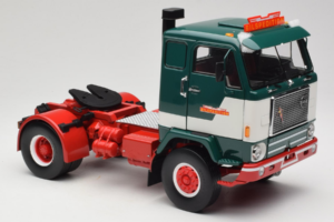 Volvo F88 Bilspedition Zöld Fehér MCG 1:18 MCG18139 Fém – 6. kép a 8-ből