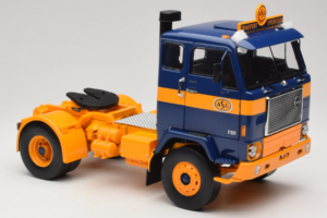 Volvo F88 Sötétkék Sárga MCG 1:18 MCG18140 Fém – 6. kép a 8-ből