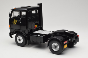 Volvo F88 John Player Special Black MCG 1:18 MCG18217 Fém – 7. kép a 8-ből