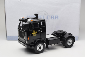 Volvo F88 John Player Special Black MCG 1:18 MCG18217 Fém – 8. kép a 8-ből
